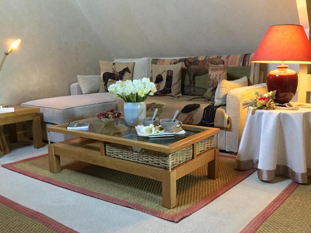 Le Grand Clos De Saint Martin Hotel Genneville ภายนอก รูปภาพ
